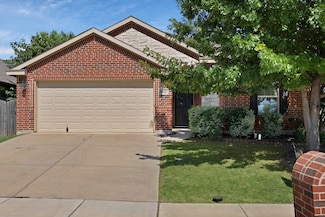 8037 Big Spruce Ln, Fort Worth, TX 76123