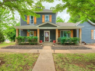 701 N Wentz St, Guthrie, OK 73044
