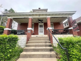 411 N 10th St, Atchison, KS 66002