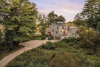 17 Lincoln Ln, Sudbury, MA 01776