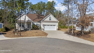 687 Hadley Ct SE, Bolivia, NC 28422