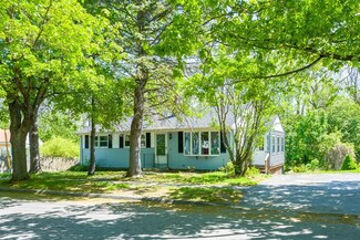 36 Wedgewood Rd, Worcester, MA 01602