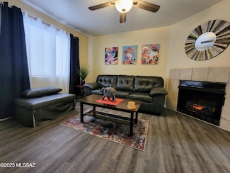 2753 N Fair Oaks Ave, Tucson, AZ 85712