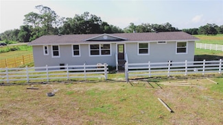 8767 Cr-469, Center Hill, FL 33514