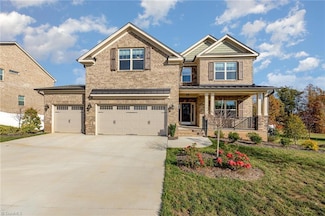 7722 NW Meadows Dr, Stokesdale, NC 27357