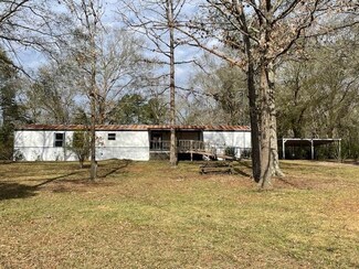 917 County Road 4082, Nacogdoches, TX 75961