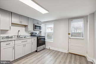 20 Richardson St, Plymouth Meeting, PA 19462