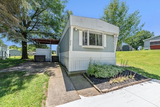 3550 Stonehammer Ct, Caledonia, MI 49316