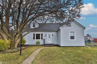 859 5th St, Whitehall, PA 18052