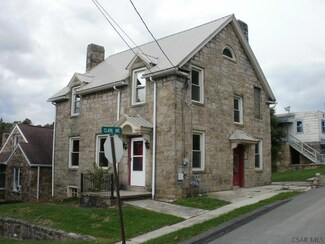 242 W Catherine St, Somerset, PA 15501