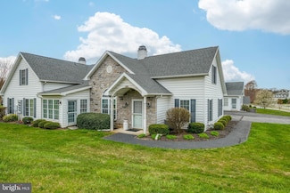 332 Clarks Way Unit 332, York, PA 17403