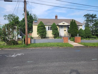 79 Addison St, Waterbury, CT 06708