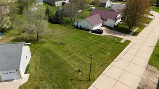 18 Red Maple Ct, Central City, IA 52214