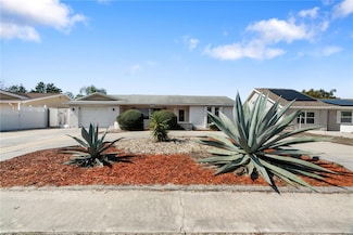 10841 Piccadilly Rd, Port Richey, FL 34668