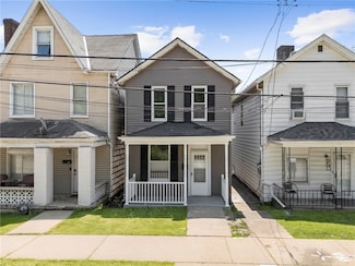 815 W Main St, Carnegie, PA 15106
