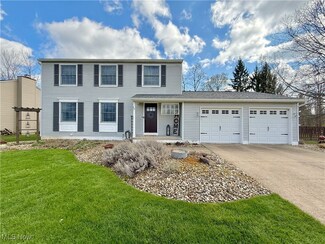 4684 Ledgewood Dr, Medina, OH 44256