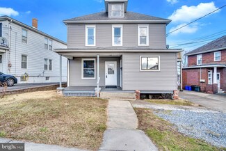 122 N Enola Dr, Enola, PA 17025