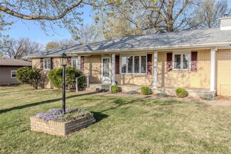 2043 King James Rd, Lebanon, MO 65536