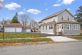 162 Park St, Hampshire, IL 60140