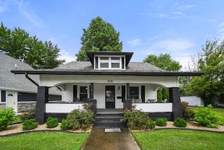 212 S Adams St, Versailles, IN 47042