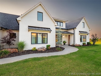 288 Channel Point Rd, Longtown, OK 74432