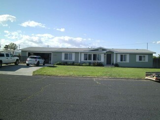 638 E Ash St, Connell, WA 99326