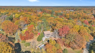 50 Coles Hill Rd, Wells, ME 04090