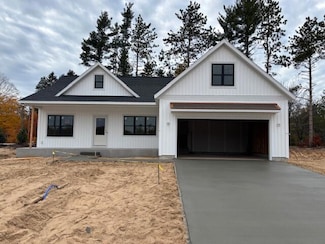 6255 S Bear Den Trail, Muskegon, MI 49444