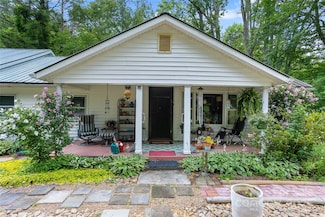 524 Clear Creek Rd, Burnsville, NC 28714
