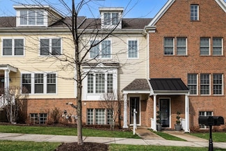 302 Osona Ln, Mars, PA 16046