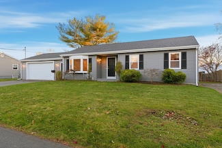 95 Samson Ave, Somerset, MA 02726