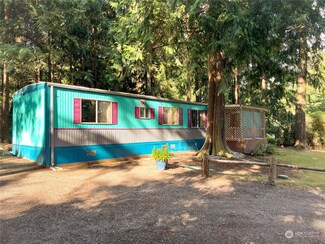 11 Hidden Trail Rd, Port Townsend, WA 98368
