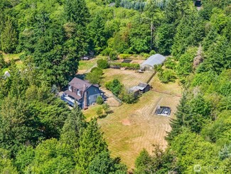 13505 E Victor Rd, Gig Harbor, WA 98329