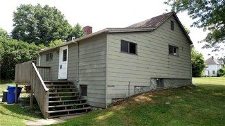 338 E Water St, Slippery Rock, PA 16057