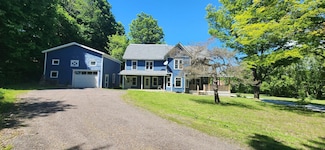 76 Center St, Richford, VT 05476