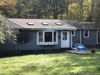116 Bonds Corner Rd, Hancock, NH 03449