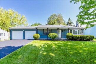 40 Cobra Dr, Henrietta, NY 14467