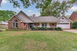 3175 Benton Blvd, Milton, FL 32571