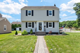 63 Rosedale Ave, Clifton, NJ 07013