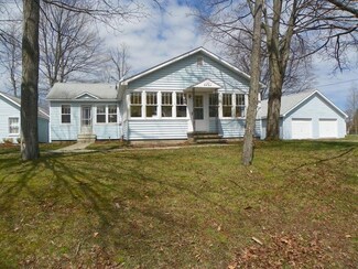 6455 Paradise Trail, Carp Lake, MI 49718