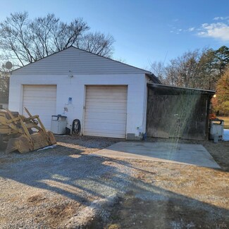 877 Old Rustburg Rd, Lynchburg, VA 24501