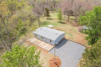 150 Beamwood Ln, Mocksville, NC 27028