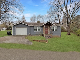 1919 Palos St, Athens, TN 37303