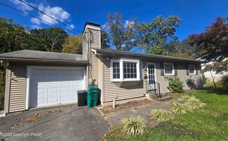 63 Grandview St, East Stroudsburg, PA 18301