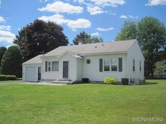 415 Linda View Ln, Utica, NY 13502