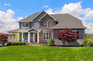 5 Chelsea Dr, Horseheads, NY 14845
