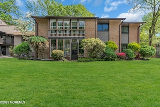 132 Lexington Ct, Red Bank, NJ 07701