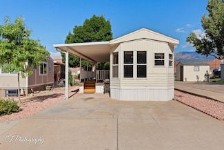 4 Scenic Cir, Hurricane, UT 84737