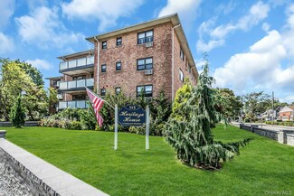315 Atlantic Ave Unit 2G, East Rockaway, NY 11518