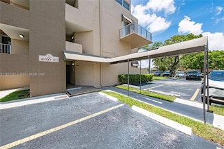 10700 SW 108th Ave Unit C316, Miami, FL 33176